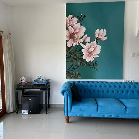 Puri Oka Beach Bungalows Кандидаса Экстерьер фото