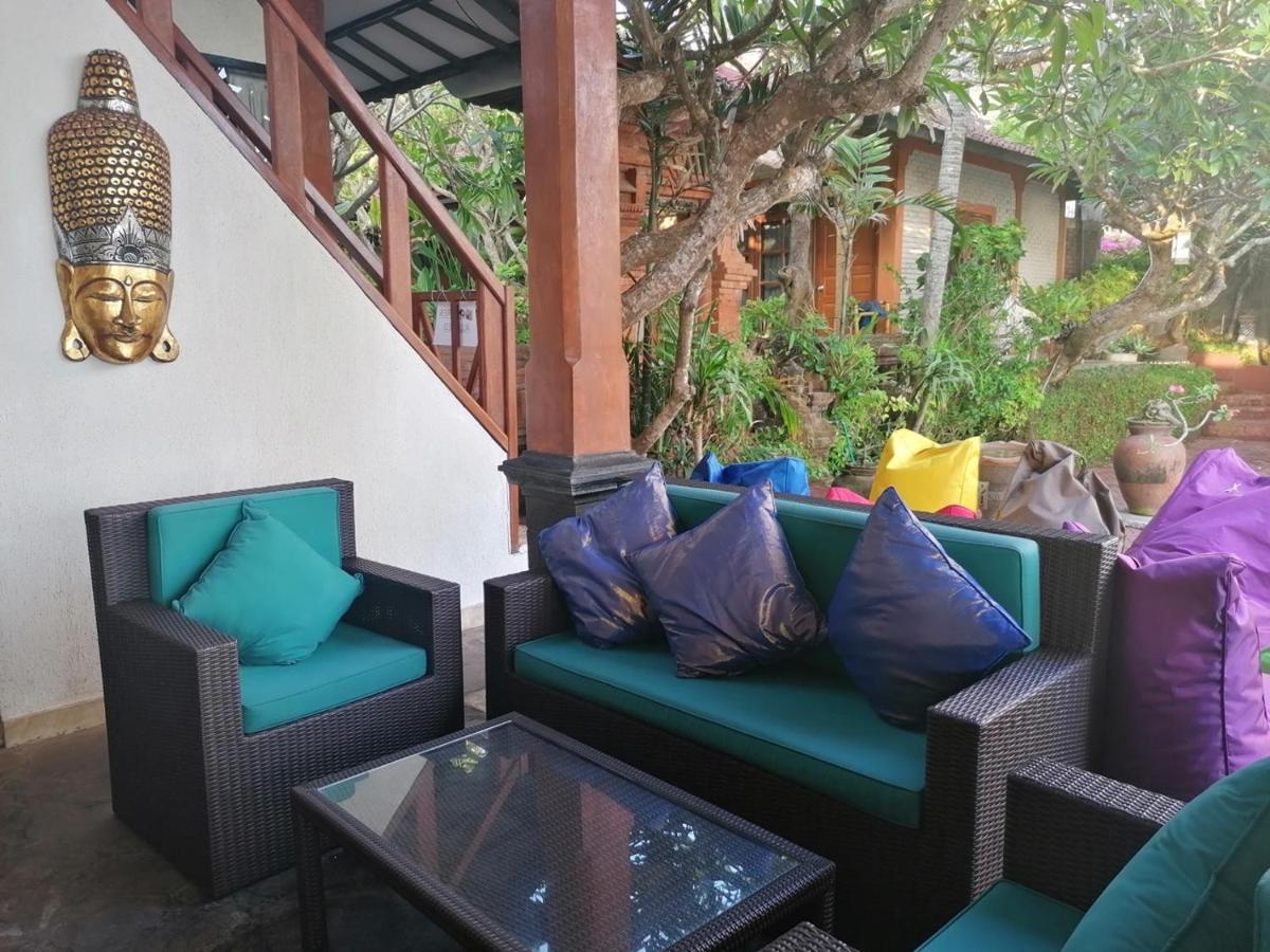 Puri Oka Beach Bungalows Кандидаса Экстерьер фото